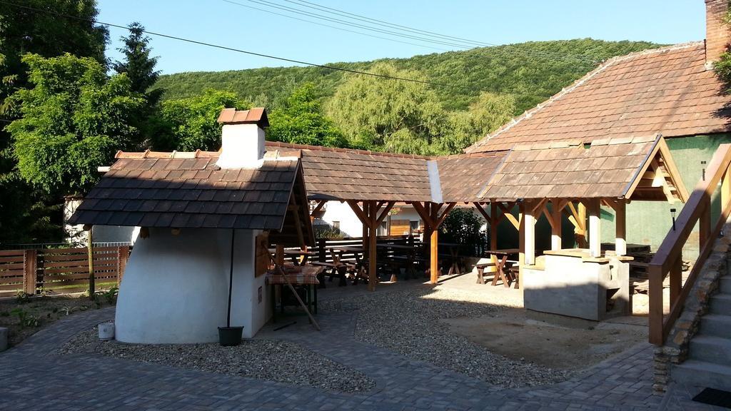 Zempléni Pitvaros Pihenő Telkibánya Esterno foto