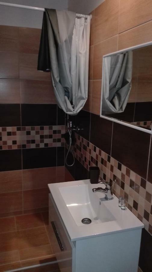 Zempléni Pitvaros Pihenő Telkibánya Esterno foto